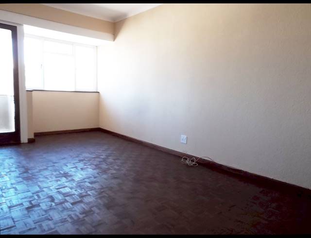 1 bed property to rent in ROSEBANK